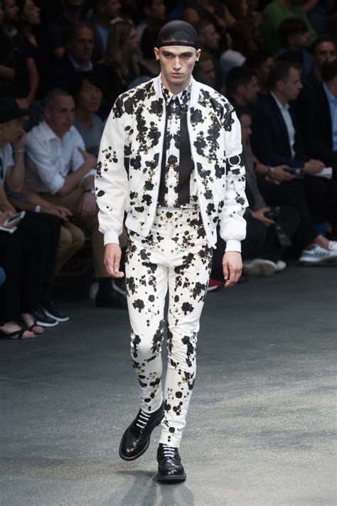 givenchy 2015 ss|Givenchy Spring 2015 Menswear Collection .